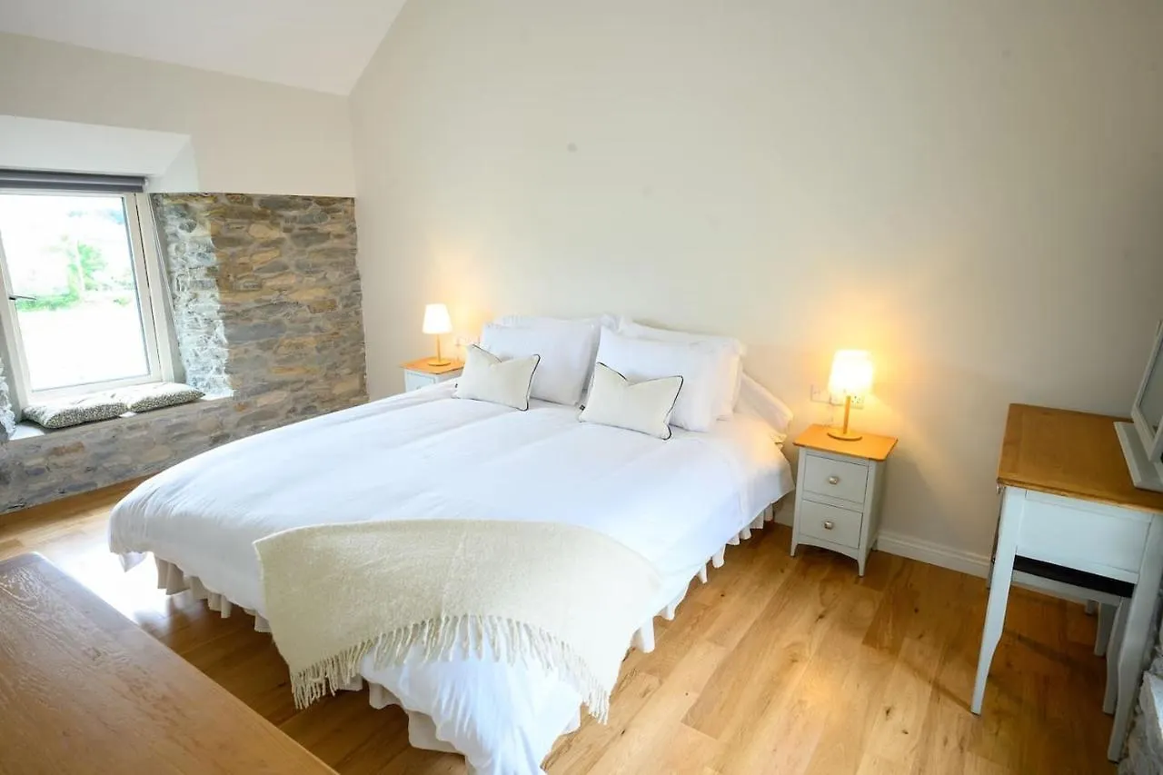 Killarney Old School Road Sleeps 6 Villa